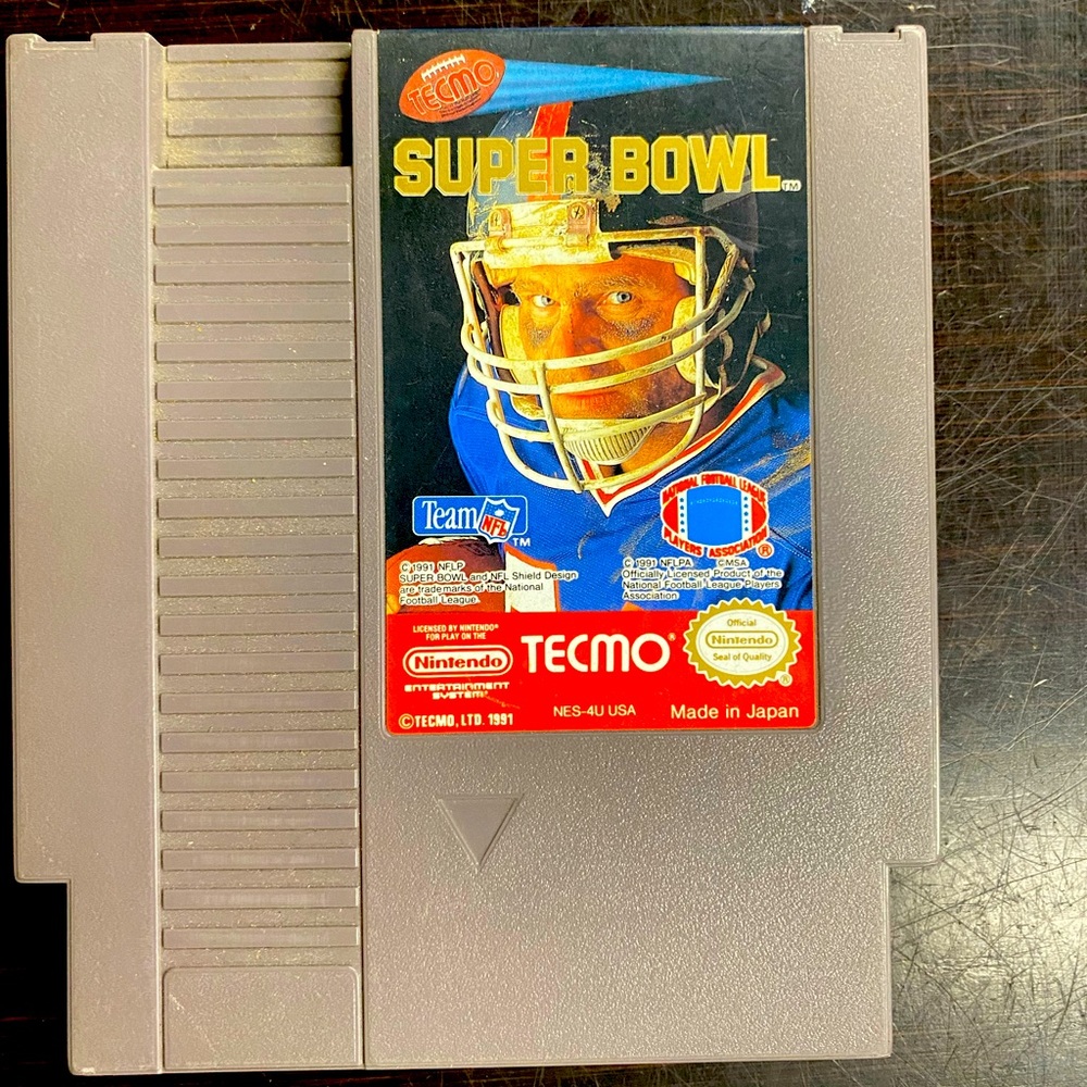 Tecmo Super Bowl - NES plus other Nintendo games